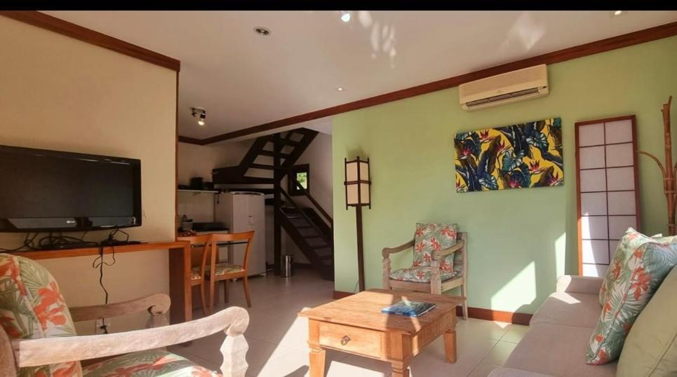 Вілла Bangalo Em Ilhabela/Yacamim Екстер'єр фото